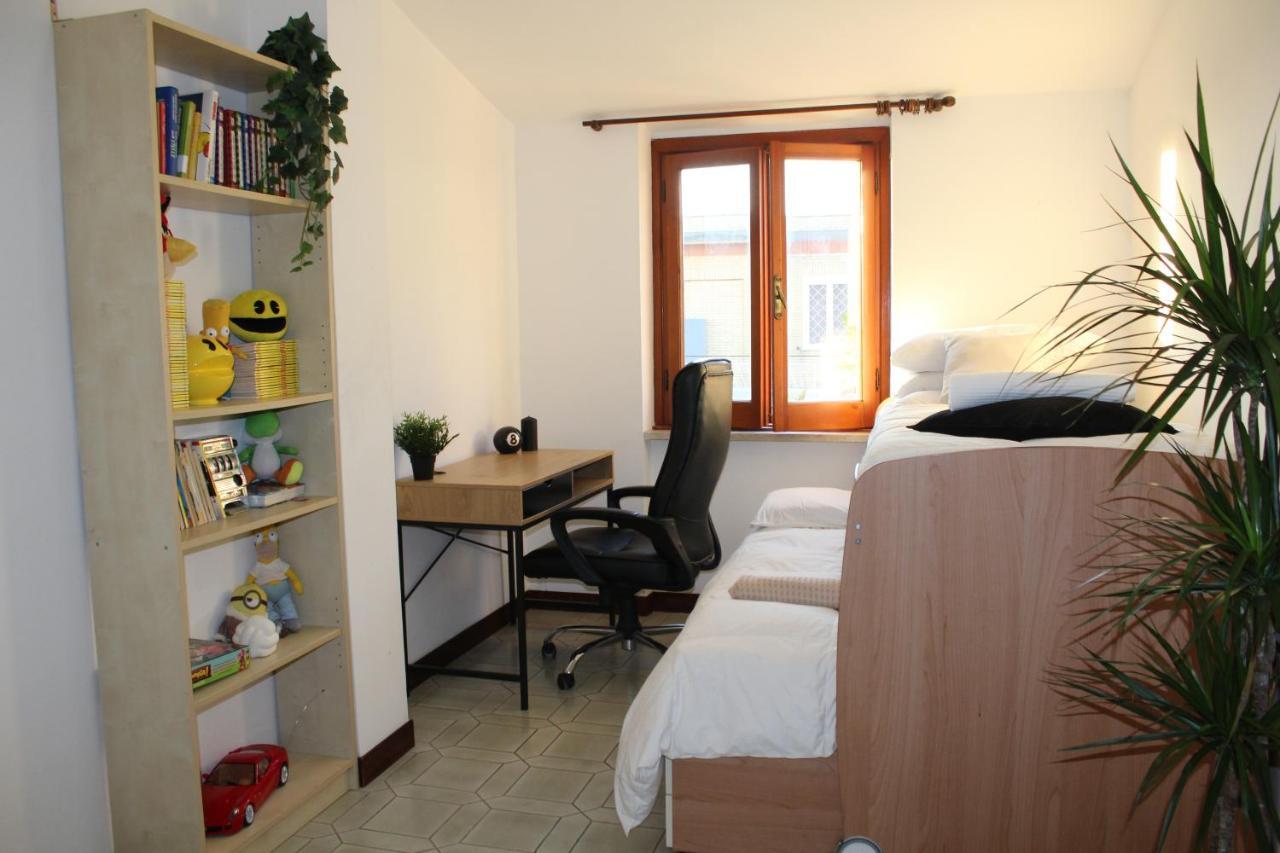 Confortevole Appartamento A Roma Free Parking Castel di Leva Exterior foto